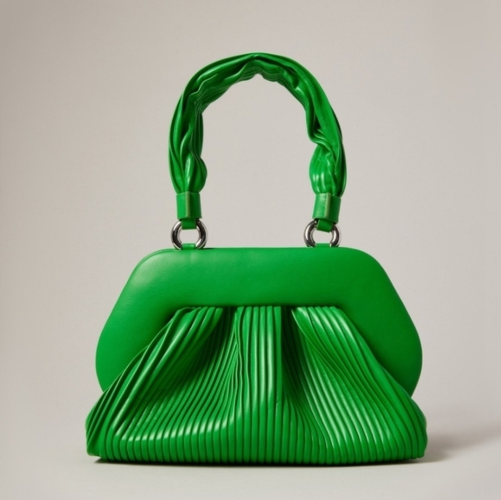 Themoire Tia Plissa Bag In Green